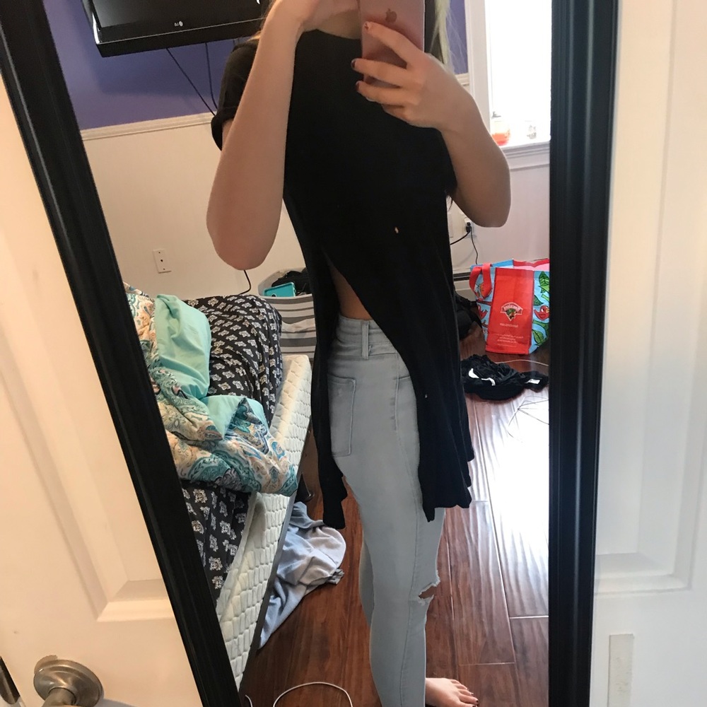 Long black shirt from forever 21